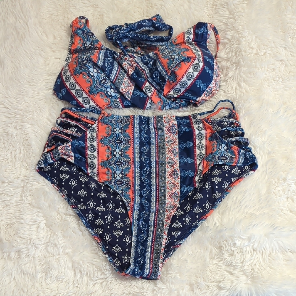 NWOT Cupshe Boho Patterned Bikini Set